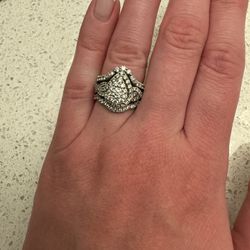 Wedding Ring With Two Bands Size 5