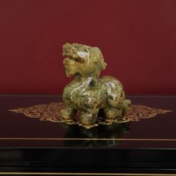 Antique Chinese Jade Lion Pixiu Statue - Qing Dynasty Feng Shui Wealth Guardian