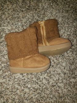 Baby girl boots size 5