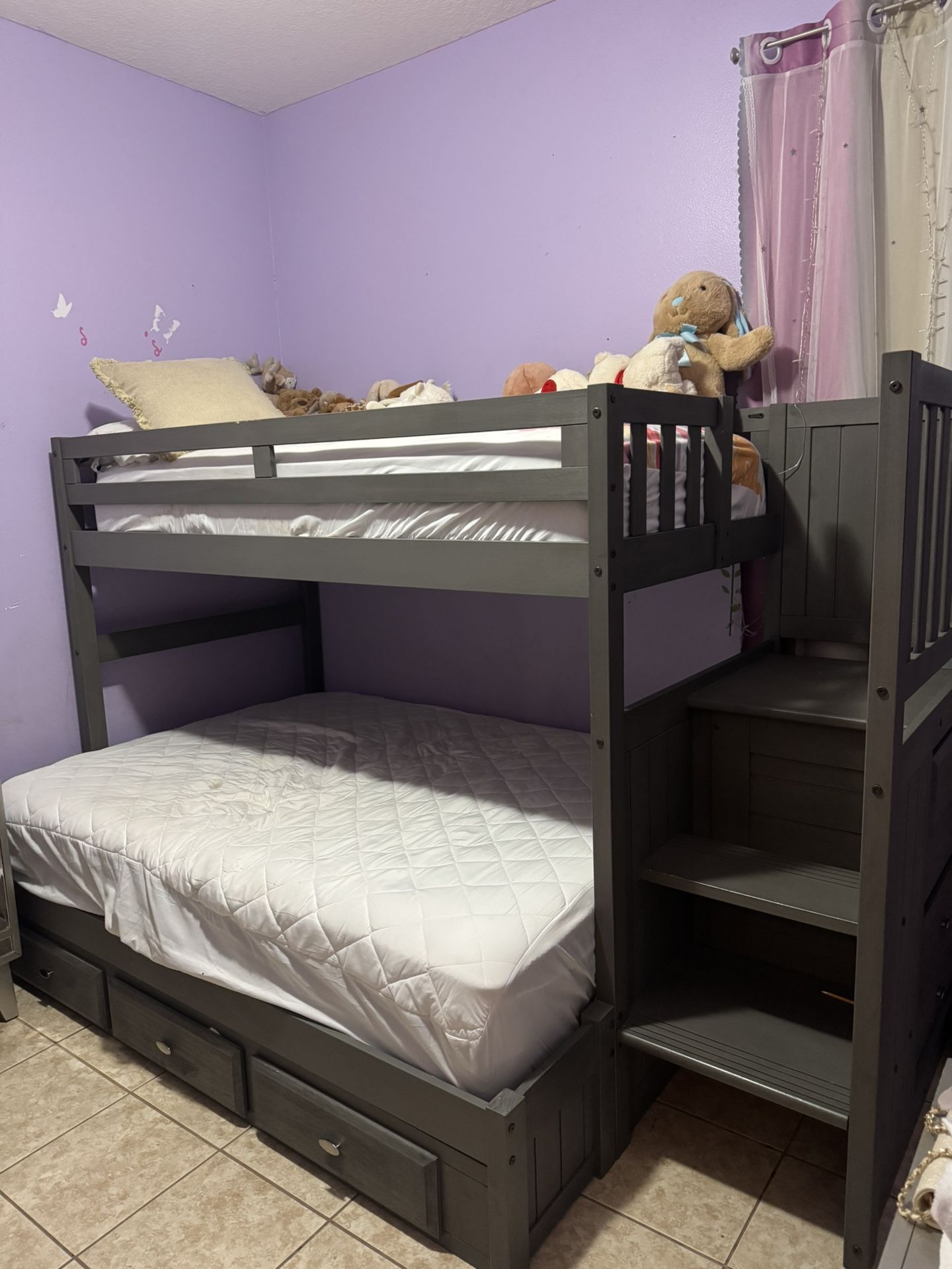 Twin Over Full Bunk Bed