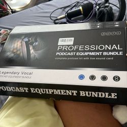 Podcast Equipment Bundle