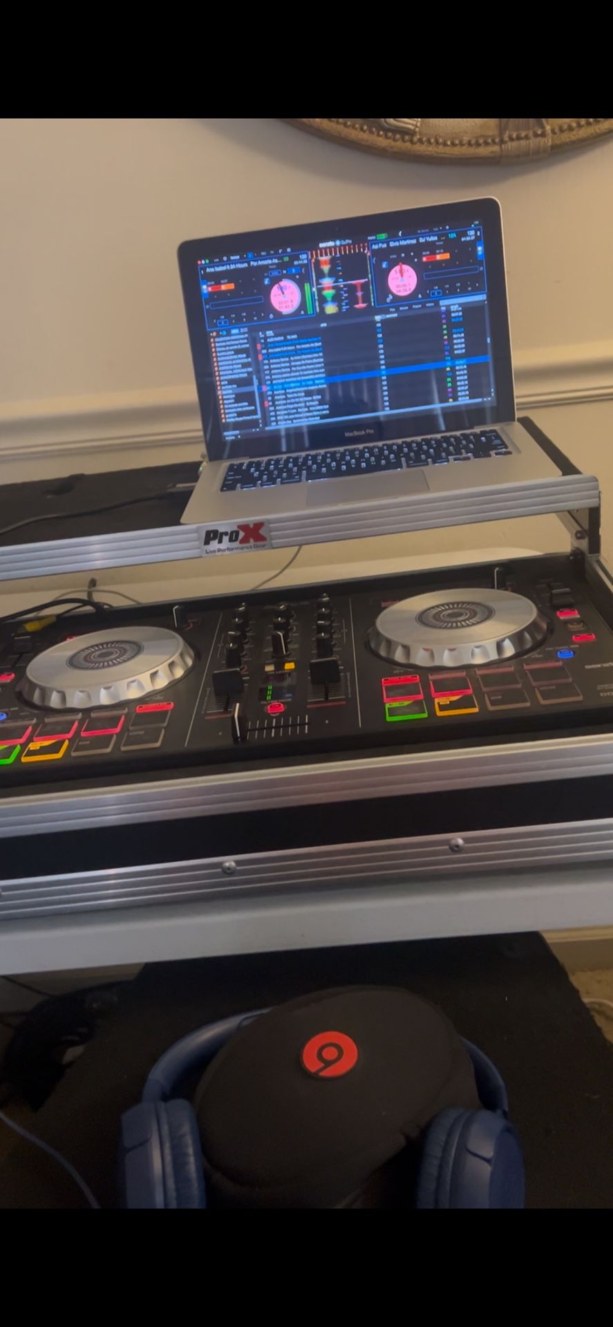 Dj
