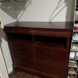 Dresser & 1 Night Stand For Sale