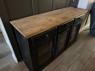 Media console table