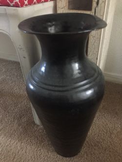 Vase - black