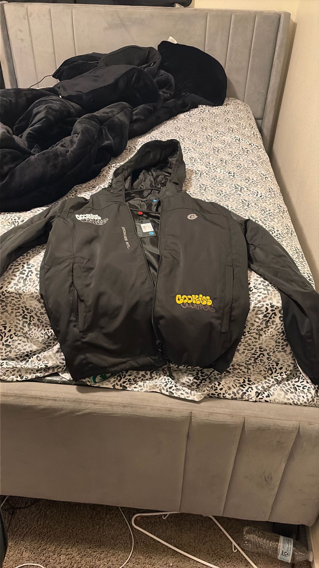 Cookies Livewire Arch Nylon Windbreaker With Heat Transfer 