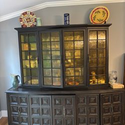 Classic China cabinet 