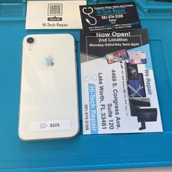 iPhone XR White