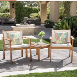 Brand New Patio Furniture Set (Sealed)