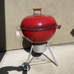 Vintage Red Weber Kettle One Touch BBQ