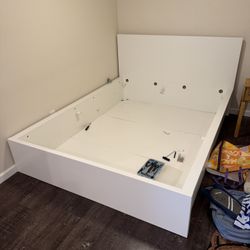 IKEA MALM Bed.