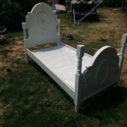 Almost Like New Used Twin Bed A White With Roseson It Bed Frame