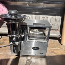 NorWalk Juicer Machine