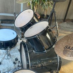 Drum set 