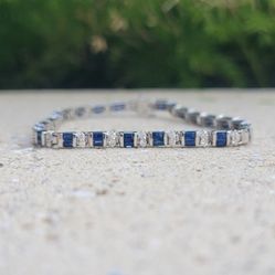 18K Gold Sapphire 0.83 CT Diamond Bracelet (Jewelry Box Included)