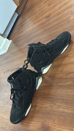 Air jordan retro 6s size 8.5