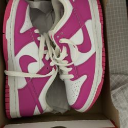 Nike dunks Kids 4Y 