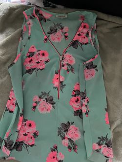 Women shirts Large $2