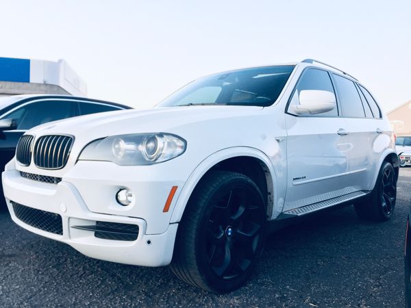 2009 BMW X5 4.8 L V8 Clean title Private sale 3rd row seats for Sale in Tucson, AZ - OfferUp