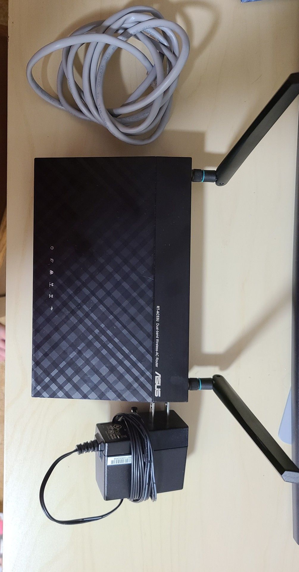 Asus WI-FI Router model RT-AC53U