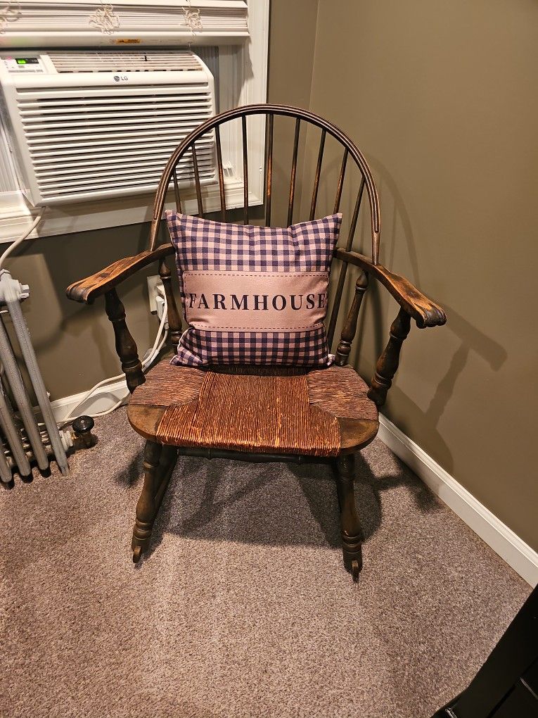 Antique Chair With Pillow