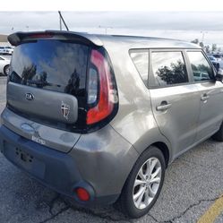 2014 Kia Soul For Parts 