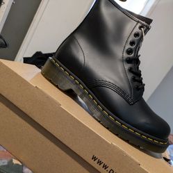 Dr.Martens Boots 