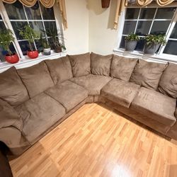 Sectional Couch 