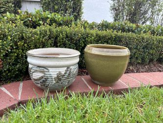 Vintage Planter Pots 2 Glazed Mid Century Flower Pots Indoor Outdoor Trees Flowers Drainage Both 2