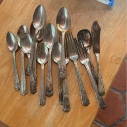 Lenox Silver Plated Silverware (15 Pieces)