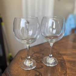 Wine Glass Set
