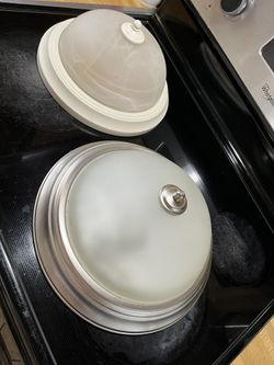 Dos Lamparas De Techo De 13” Y 11” Pulgadas.