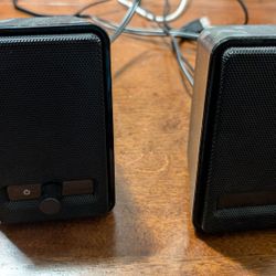 Amazon Basics Computer Speakers