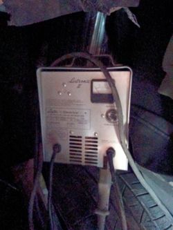 Lestronic II 48V Battery Charger