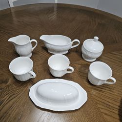 Mikasa Table Set