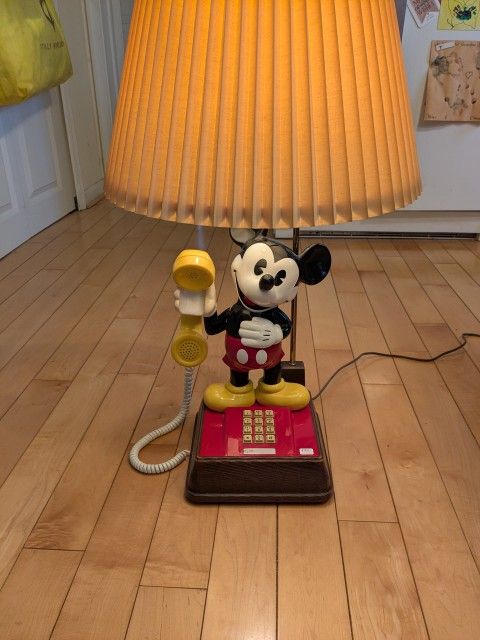 Vintage Mickey Mouse Lamp Phone