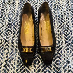 Salvatore ferragamo brown croc heels 7C