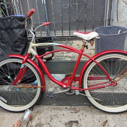 Bicicleta Marca        Marca.  Schwinn$300. Dls