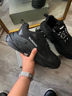 Balenciaga triple s