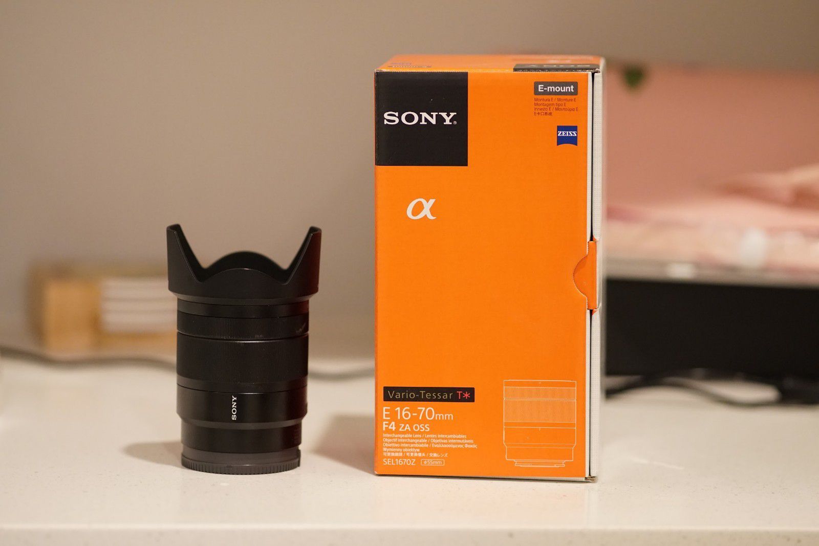 Sony Zeiss E 16-70 mm F4 ZA OSS