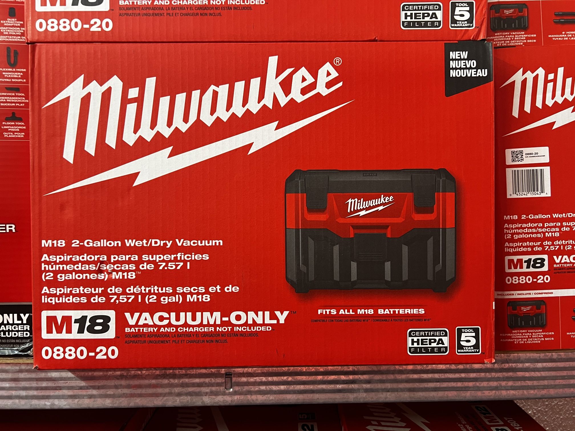 Milwaukee M18 2-Gallon Wet/Dry Vacuum Tool Only