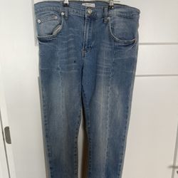 ZARA women’s blue jeans (Size US 8) 