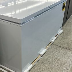 New 20cu. Chest Freezer By Vitara 