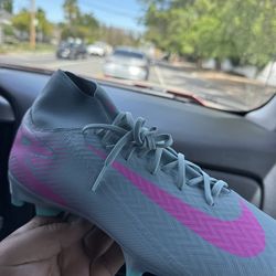 Nike cleats size 9.5