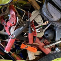 Miscellaneous Items Useful Tools Available For Sale
