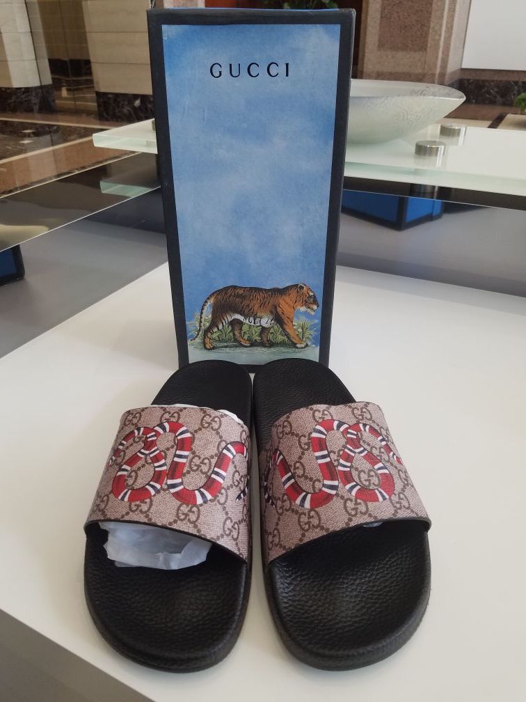 Gucci Slides Monogram Supreme Snake Slippers Authentic for Sale in Norwalk,  WI - OfferUp