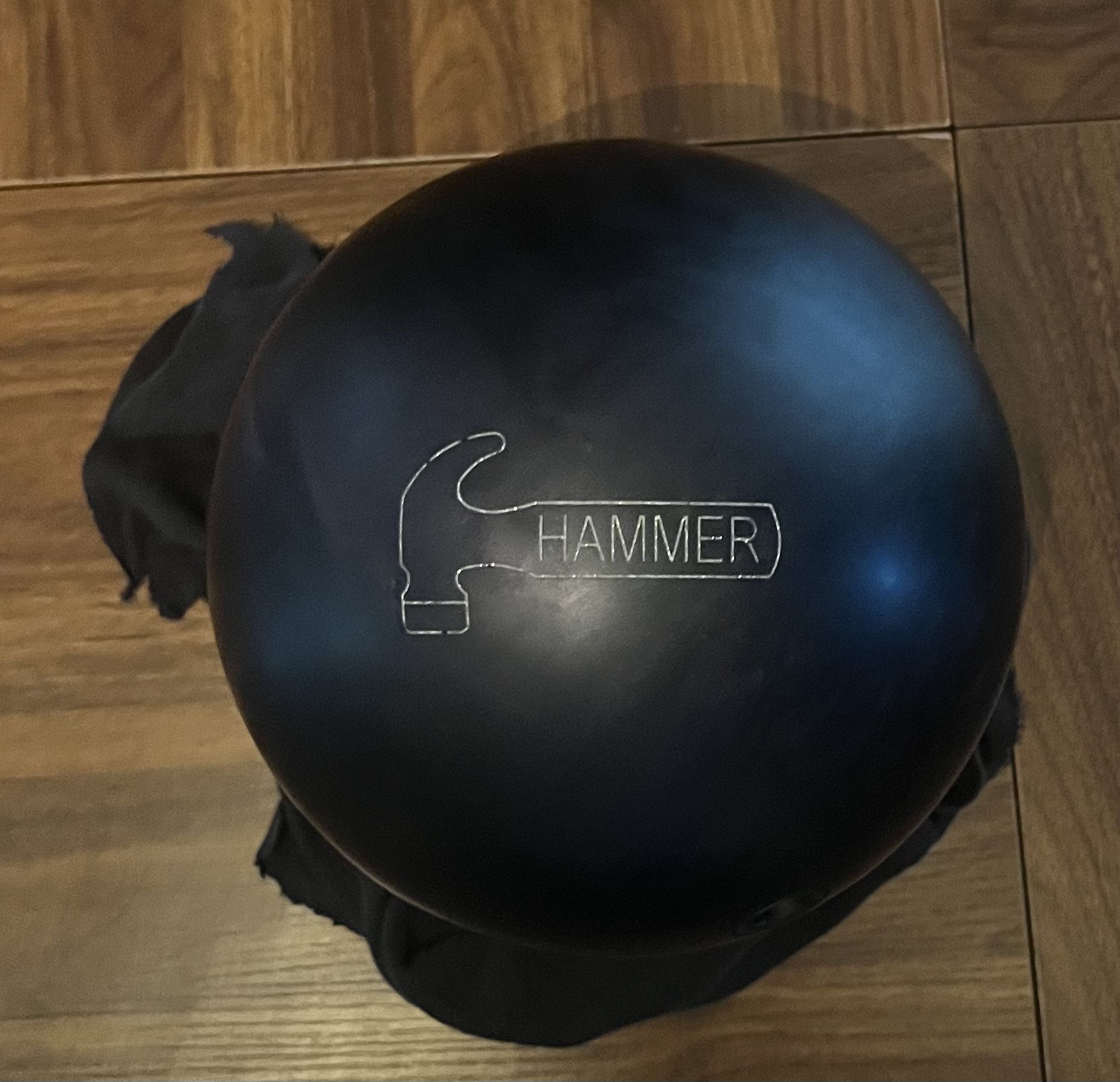 Bowling Ball-hammer black pearl urethane