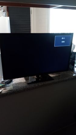 29 inch JVC tv/dvd player w/remote