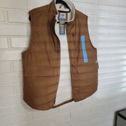 Lee Vest