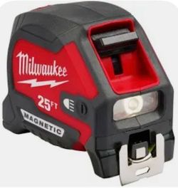 Milwaukee 25ft Magnetic Tape Measure